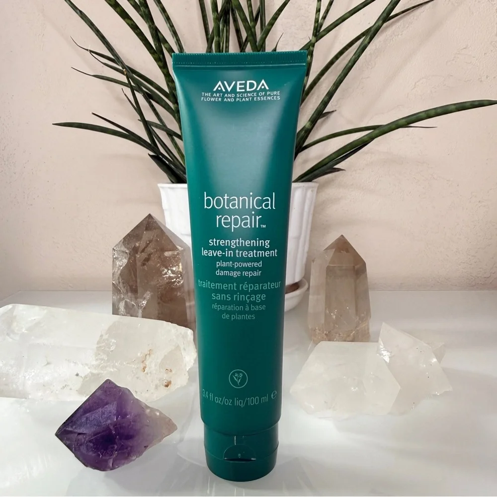 Aveda Botanical Repair™ Strengthening Leave-In Treatment 3.4 fl oz. / 100ml - Picture 3 of 13